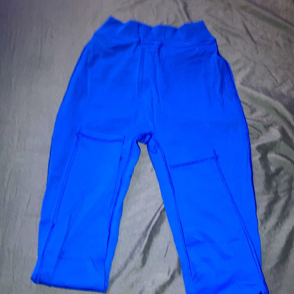 Yeoreo leggings .